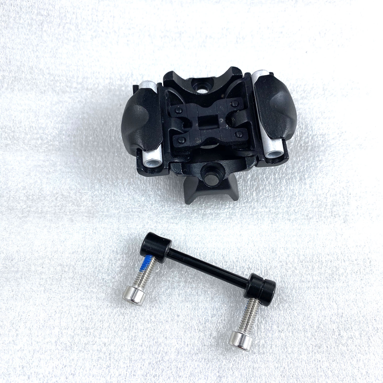 Carbon Seatpost Clamp 7*7mm /  - Commuting By Bike review and price
